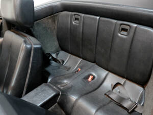 Afbeelding 17/38 van Mercedes-Benz 300 SL (1990)