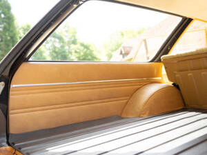 Image 52/57 of Ford Granada Turnier 2,3 (1976)
