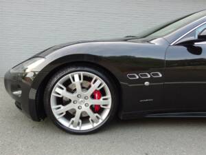 Afbeelding 31/100 van Maserati GranTurismo S (2010)