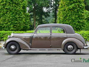 Image 2/41 of Mercedes-Benz 170 S-V (1953)