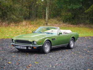 Image 23/50 de Aston Martin V8 Volante (1979)