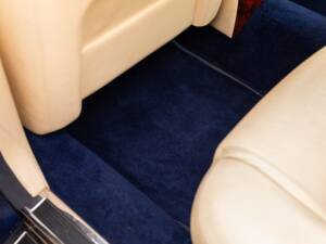 Image 21/37 of Bentley Arnage R (2002)