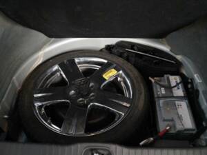 Image 19/50 of Jaguar XJ 8 4.2 (2007)