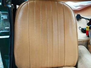 Image 10/10 of MG MGB GT (1977)