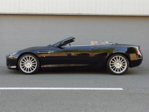 Bild 47/99 von Aston Martin DB 9 Volante (2006)
