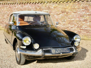 Image 38/50 de Citroën DS 19 (1963)