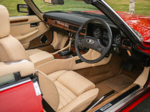 Immagine 2/42 di Jaguar XJS 5.3 V12 (1989)