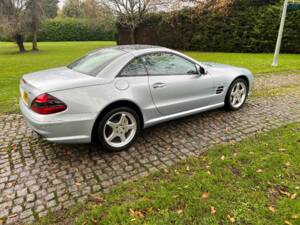 Imagen 11/30 de Mercedes-Benz SL 55 AMG (2003)