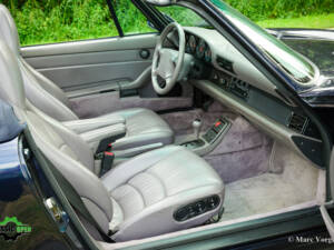 Image 14/60 de Porsche 911 Carrera (1994)