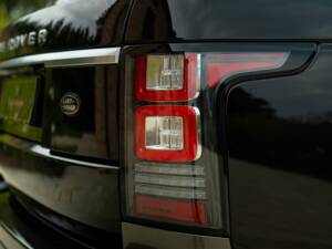 Image 25/50 of Land Rover Range Rover Autobiography SDV8 (2013)