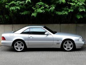 Imagen 7/13 de Mercedes-Benz SL 320 &quot;Final Edition&quot; (2001)