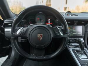 Image 48/50 of Porsche 911 Carrera 4S (2015)