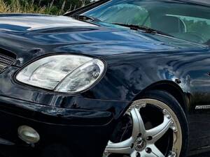 Bild 7/8 von Mercedes-Benz SLK 230 Kompressor (2001)