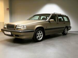 Bild 2/15 von Volvo 850 2.5-10V (1994)