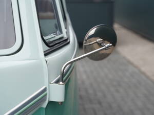 Image 34/50 of Volkswagen T1 Kombi (1962)