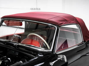 Image 15/31 of Mercedes-Benz 190 SL (1956)