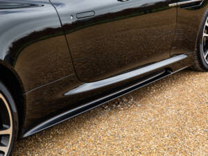 Image 60/99 of Aston Martin DBS Volante (2012)