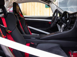 Image 38/50 of Porsche 911 GT3 RS (2016)