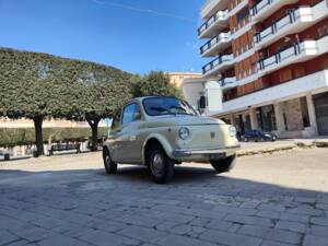Image 16/21 of FIAT 500 L (1971)