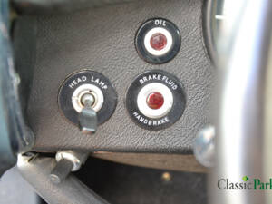 Imagen 31/50 de Jaguar E-Type V12 (2+2) (1971)