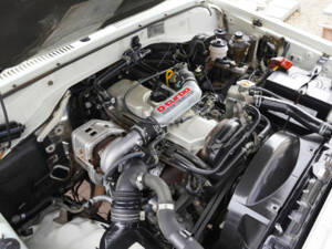 Immagine 34/50 di Toyota Land Cruiser 2.4 LX Turbo (1992)
