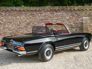 Image 40/50 de Mercedes-Benz 280 SL (1969)