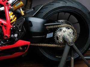 Image 5/10 of Ducati DUMMY (2009)