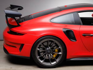 Image 5/41 de Porsche 911 GT3 RS Weissach (2019)