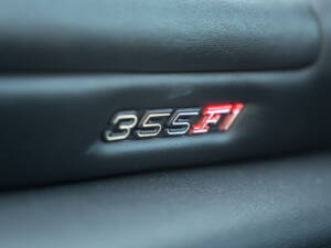 Bild 32/44 von Ferrari F 355 Spider (1998)