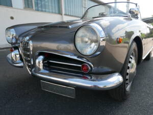 Imagen 55/68 de Alfa Romeo Giulia 1600 Spider (1964)