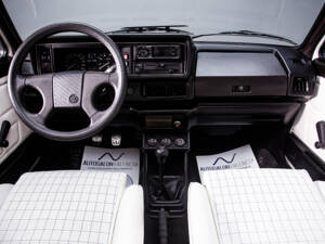 Afbeelding 19/35 van Volkswagen Golf I Cabrio 1.5 (1983)