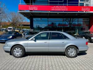 Image 1/17 of Audi A8 3.7 (1999)