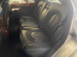 Bild 16/18 von Rolls-Royce Silver Seraph (2001)