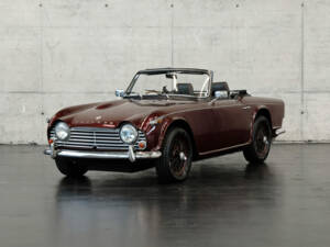 Immagine 1/24 di Triumph TR 4A IRS (1965)