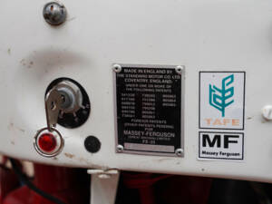 Image 41/46 of Massey-Ferguson MF 35 (1958)