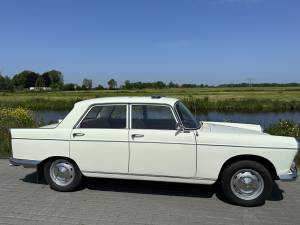 Image 17/50 of Peugeot 404 (1973)
