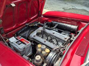 Image 41/50 de Alfa Romeo Giulia GT 1300 Junior (1971)