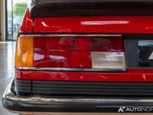 Image 20/51 of BMW M 635 CSi (1985)