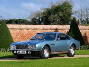 Immagine 5/49 di Aston Martin DBS V8 (1971)