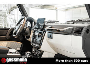 Image 13/15 de Mercedes-Benz G 63 AMG (LWB) (2018)