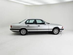 Immagine 6/15 di BMW 730i (1989)