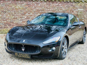 Bild 41/50 von Maserati GranTurismo S (2010)