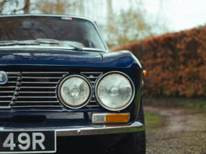 Image 31/50 of Alfa Romeo Giulia 1600 GT Junior (1977)