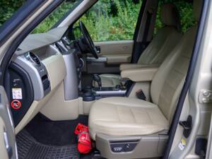 Image 4/50 of Land Rover Discovery (2008)