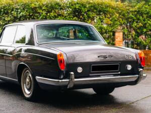Image 21/24 of Rolls-Royce Silver Shadow I (1969)