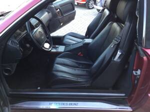 Image 13/32 de Mercedes-Benz 300 SL-24 (1992)