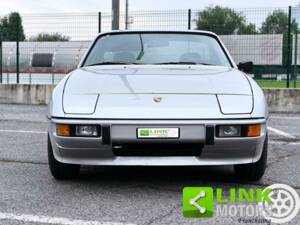 Image 2/10 of Porsche 924 (1977)