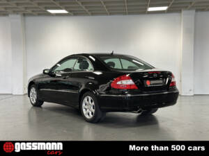 Image 6/15 of Mercedes-Benz CLK 280 (2006)
