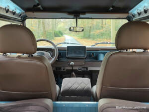 Image 13/25 of Land Rover Defender 90 (1997)