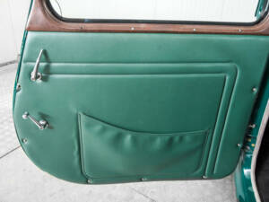 Image 27/50 de Morris Eight (1939)